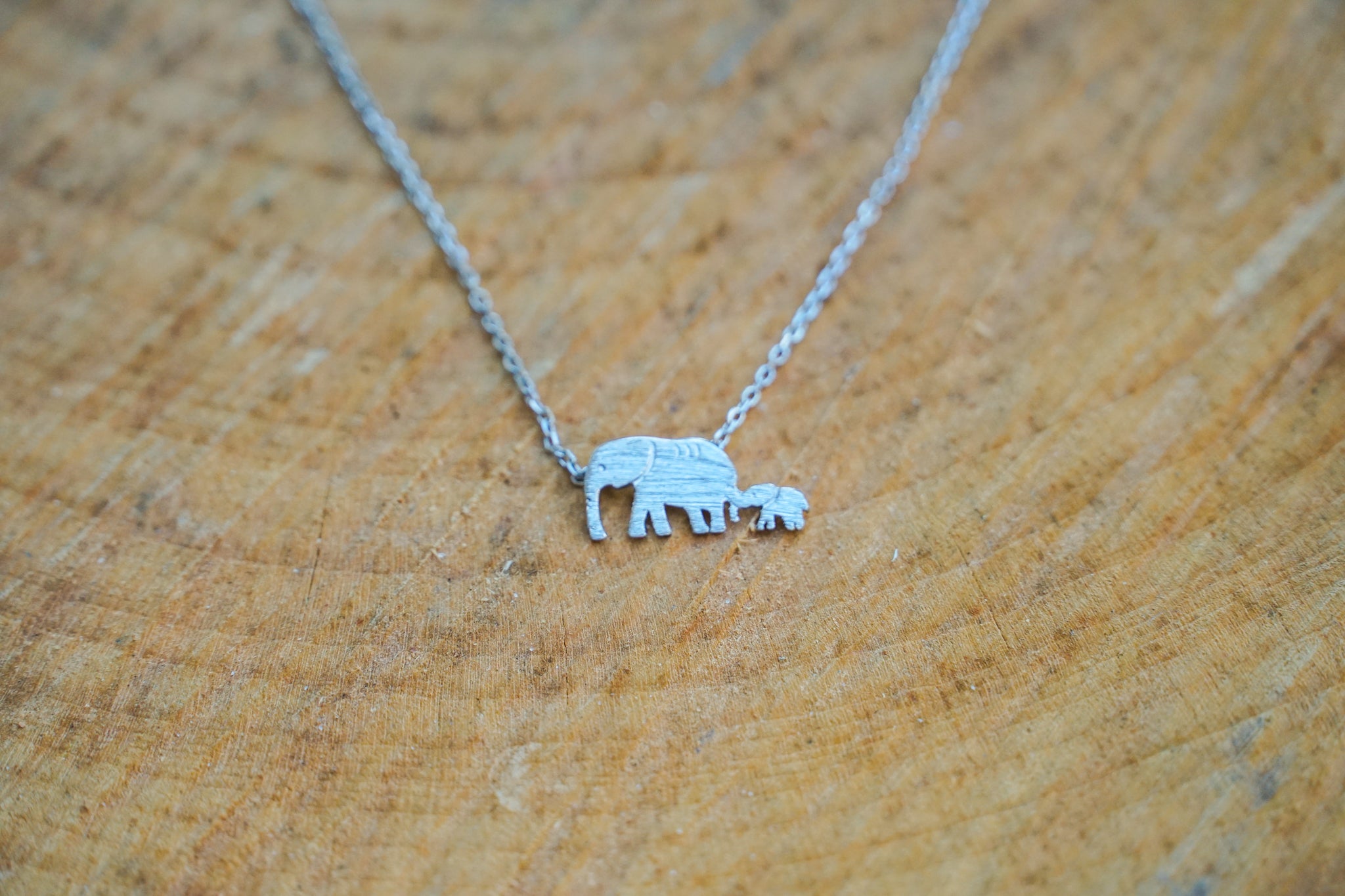 Mama & Baby Elephant Necklace – Sterling Silver