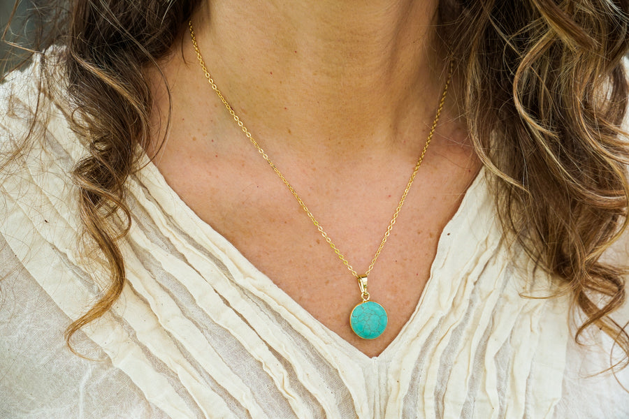 Turquoise Gold Pendant Necklace