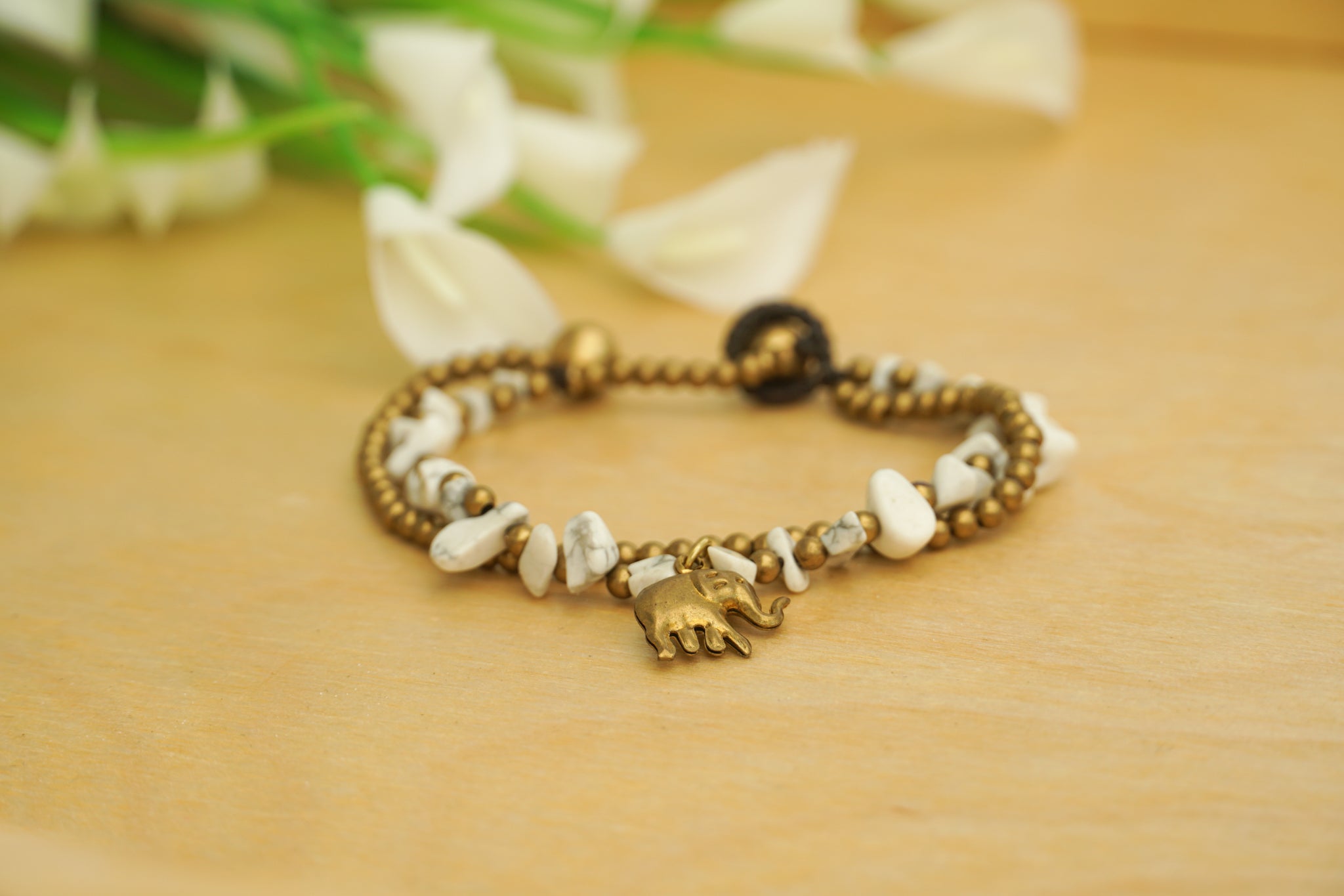 White Chip Stone Elephant Charm Bracelet