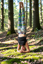 Prism Flow Tie-Dye Leggings – High Waist, Stretch Fit, Soft & Breathable Yoga Leggings